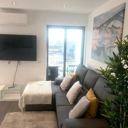 One Bedroom With Sea View Enclosed Garden And Wifi At *
