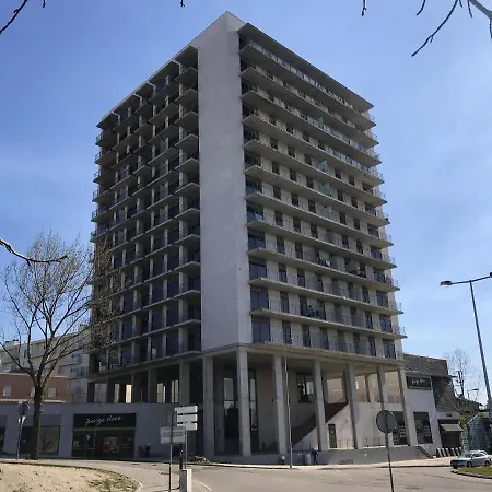 One Bedroom With Sea View Enclosed Garden And Wifi At * Aveiro