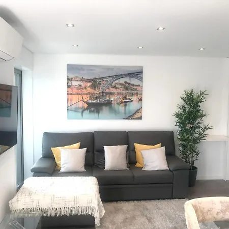 Apartment One Bedroom With Sea View Enclosed Garden And Wifi At