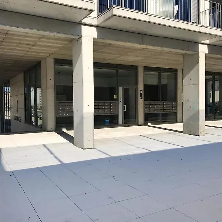 Apartment One Bedroom With Sea View Enclosed Garden And Wifi At *