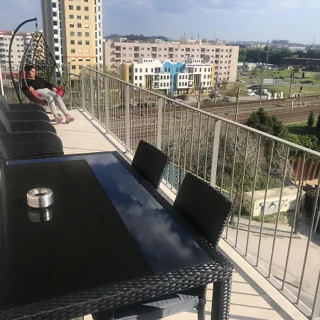 One Bedroom With Sea View Enclosed Garden And Wifi At Apartment Aveiro