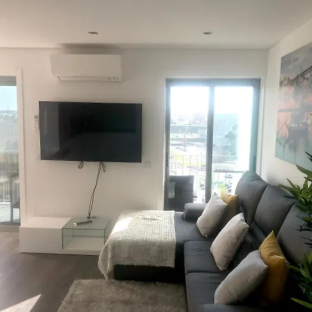 Apartment One Bedroom With Sea View Enclosed Garden And Wifi At