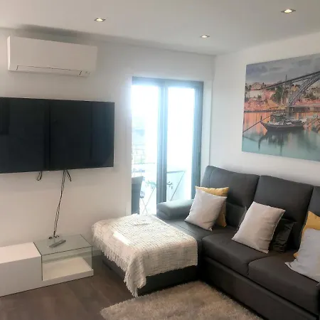 Apartment One Bedroom With Sea View Enclosed Garden And Wifi At
